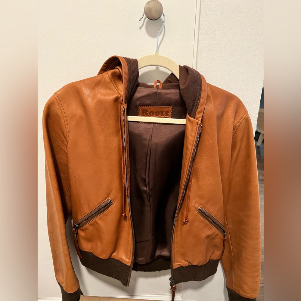 Women’s Roots Leather Bomber Jacket Size 6